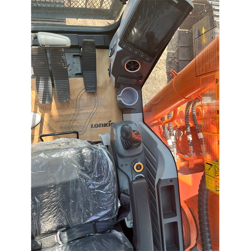 Гусеничный экскаватор Lonking CDM6205 - изображение 4